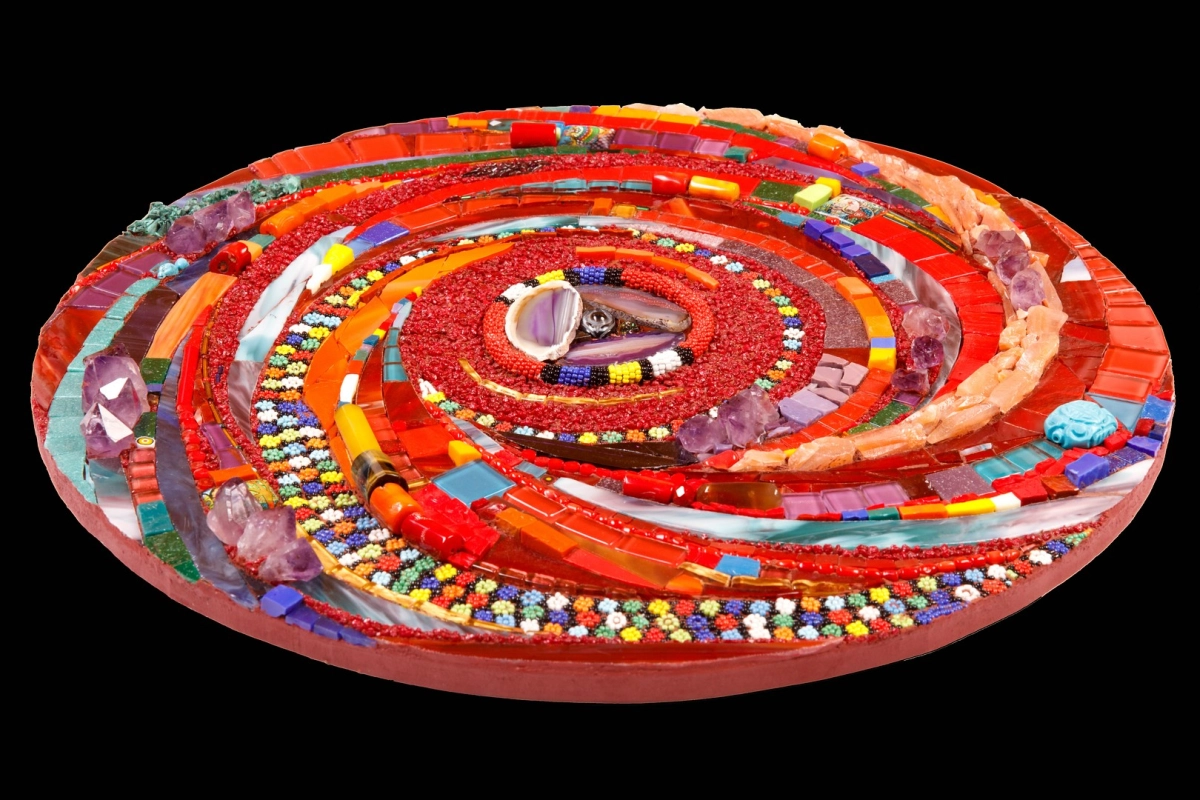 Natlie Ann Löffler, Mosaic art round hypnosis pattern
